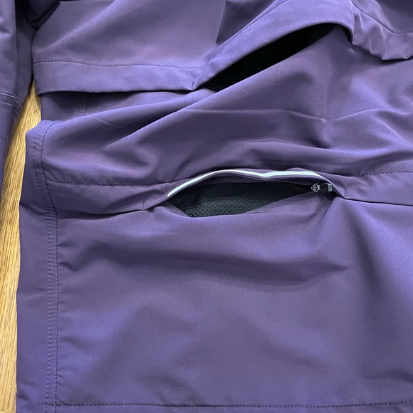 Hyba (Reitmans) Shell Jacket - Picture 4 of 8